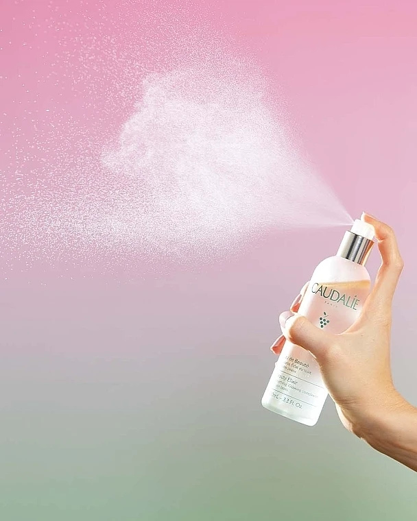 Caudalie Glättendes Gesichtselixier Für Alle Hauttypen – Bild 3